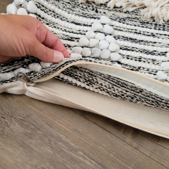 Urban86 Boho Chic Large Pillow Case 27"x27" - Picture 7 of 7